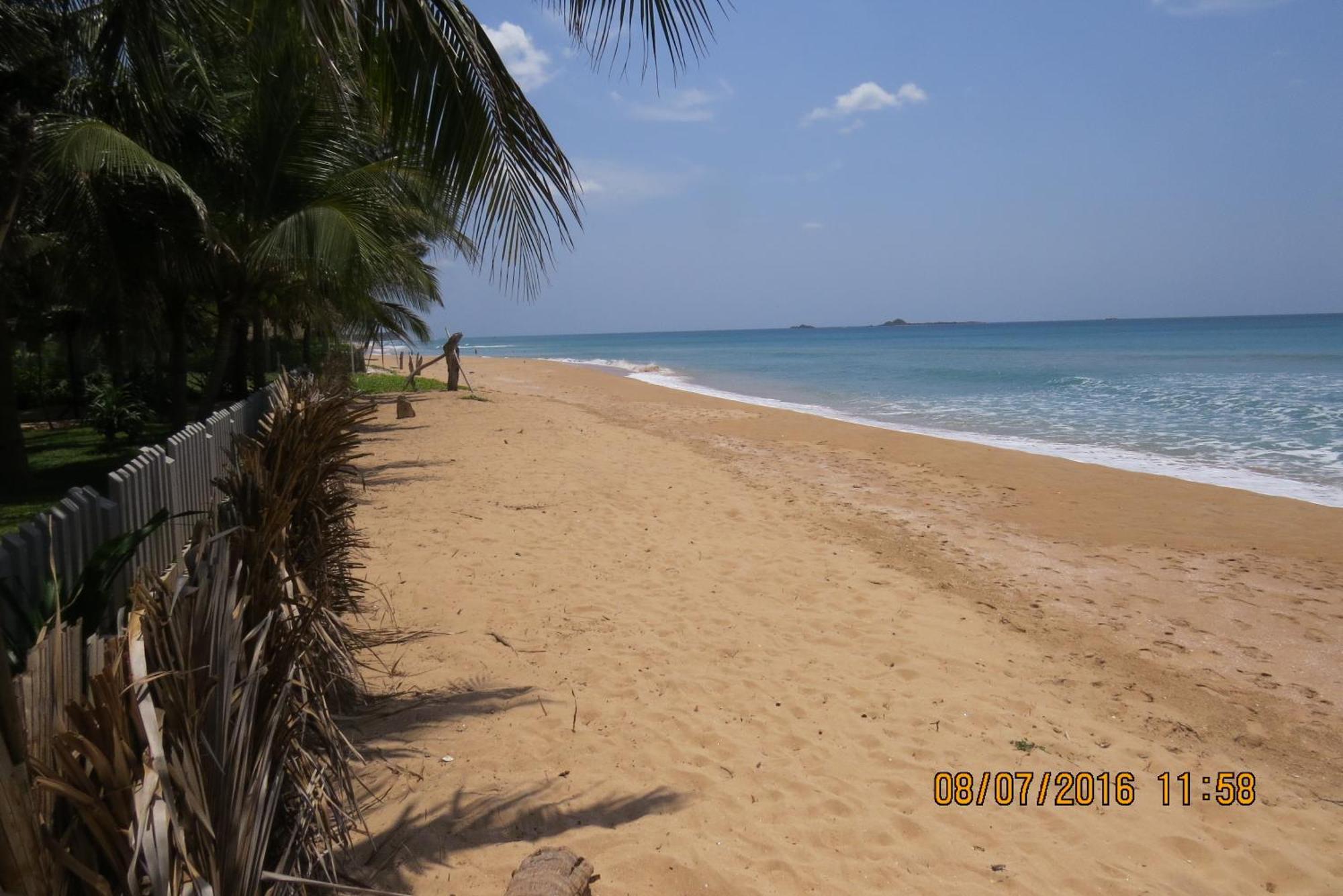 Beach Bliss Trincomalee Ngoại thất bức ảnh